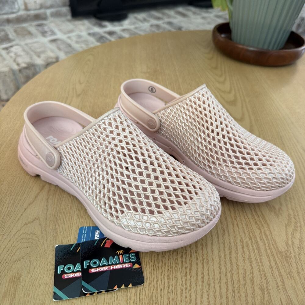 Skechers Foamies Womens 6 Blush Pink Cream Woven Clogs Slip On